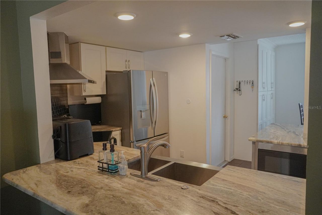 1963 Georgia Circle N, Clearwater, FL 33760 Photo