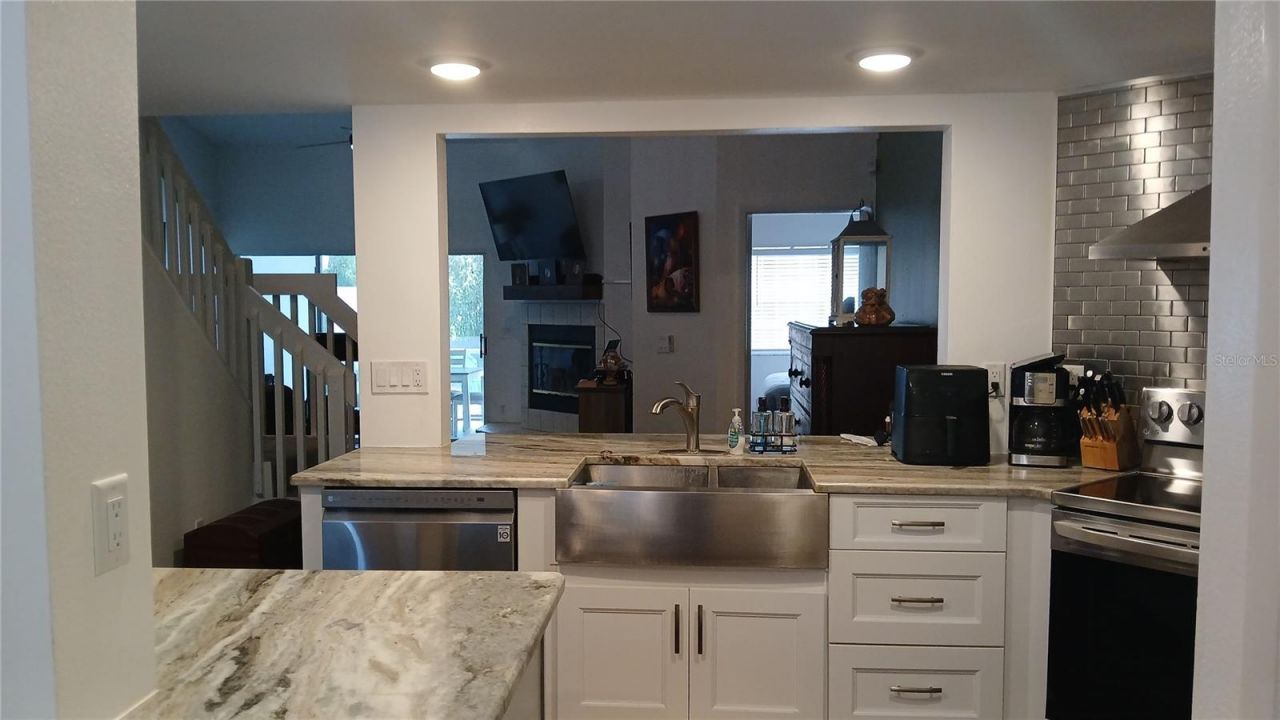 1963 Georgia Circle N, Clearwater, FL 33760 Photo