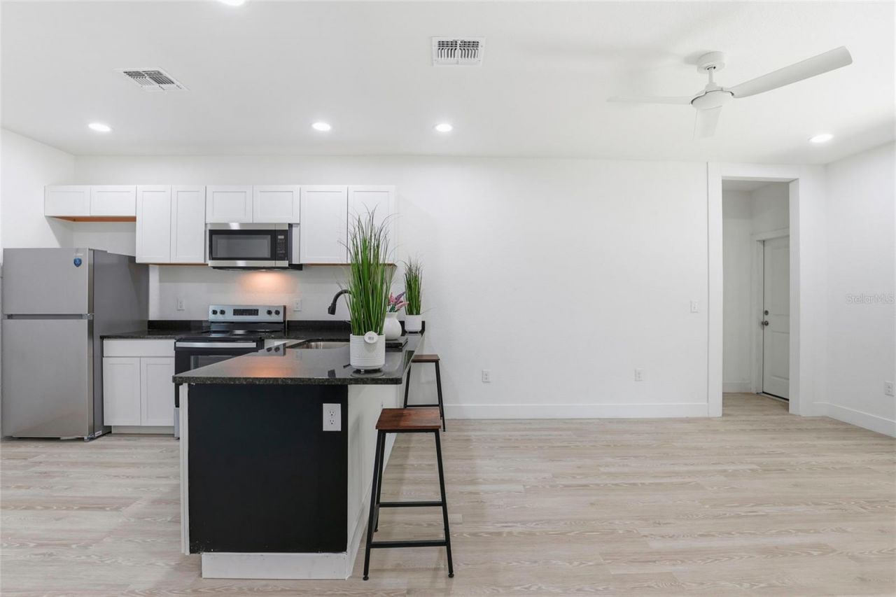 103 Long Road, Interlachen, FL 32148 Photo