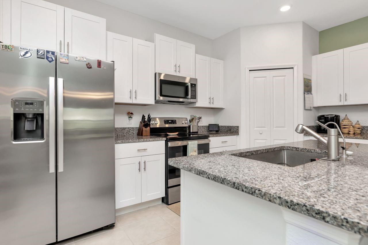 4551 Tuscan Loon Drive, Tampa, FL 33619 Photo