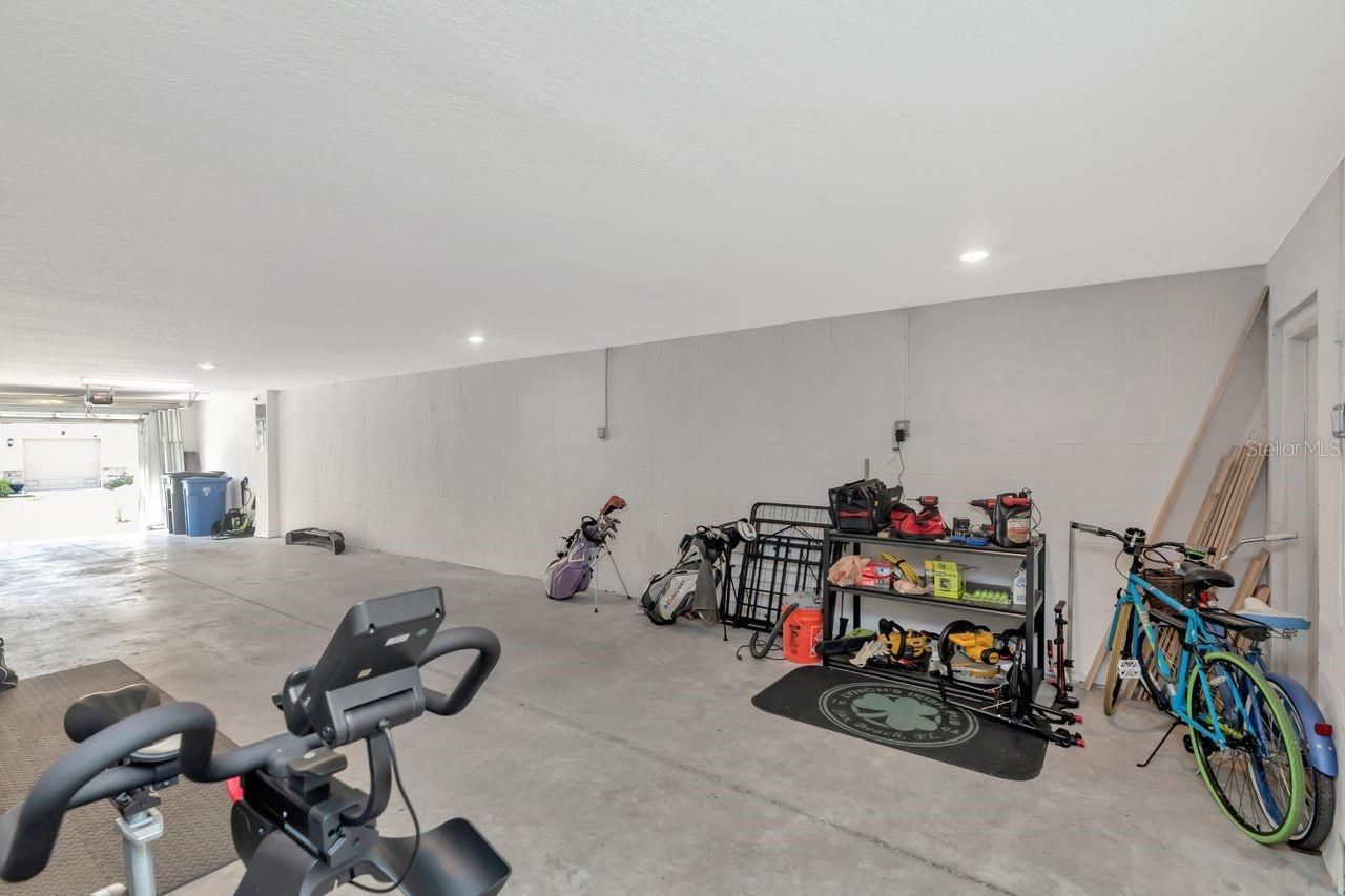 4551 Tuscan Loon Drive, Tampa, FL 33619 Photo