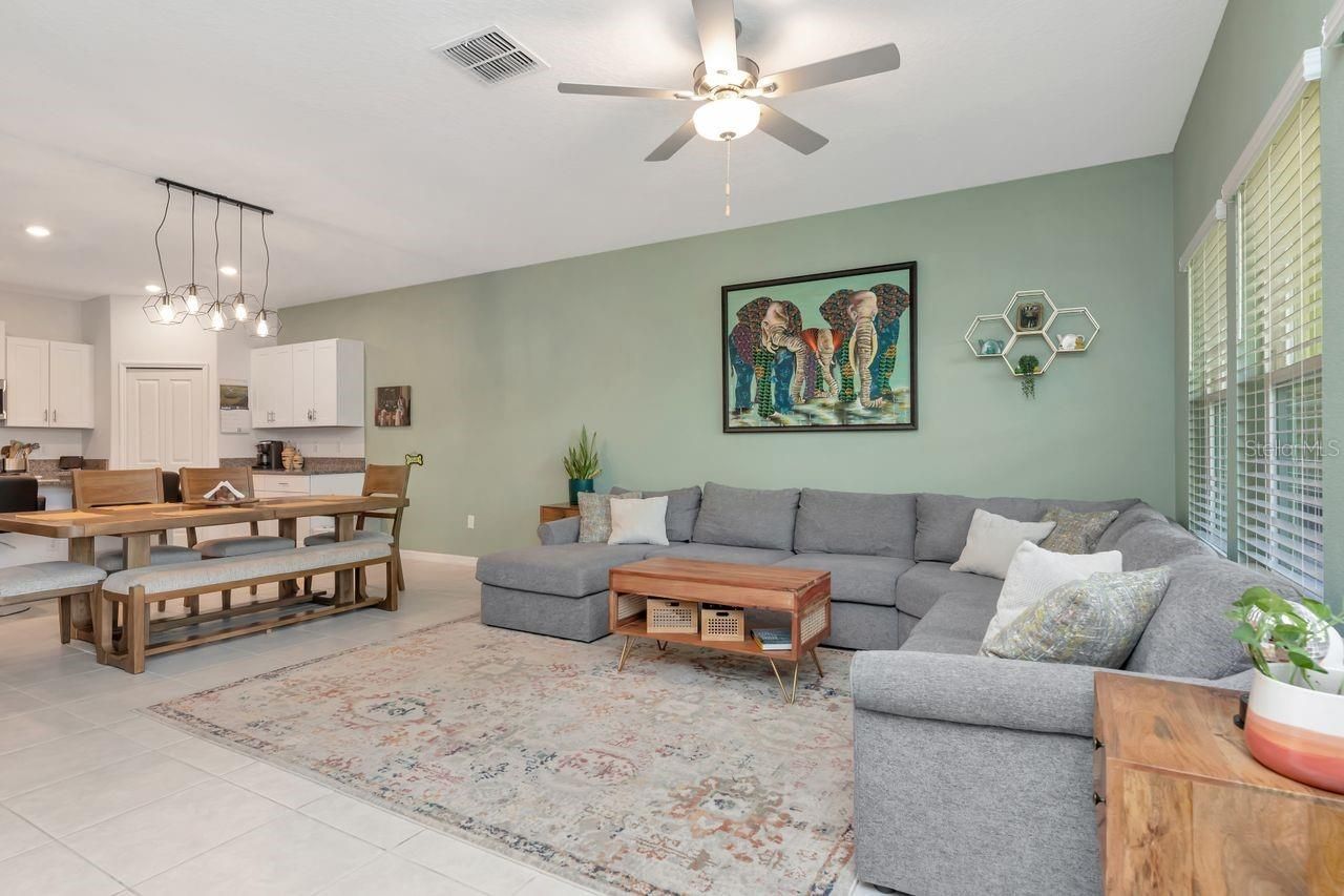 4551 Tuscan Loon Drive, Tampa, FL 33619 Photo