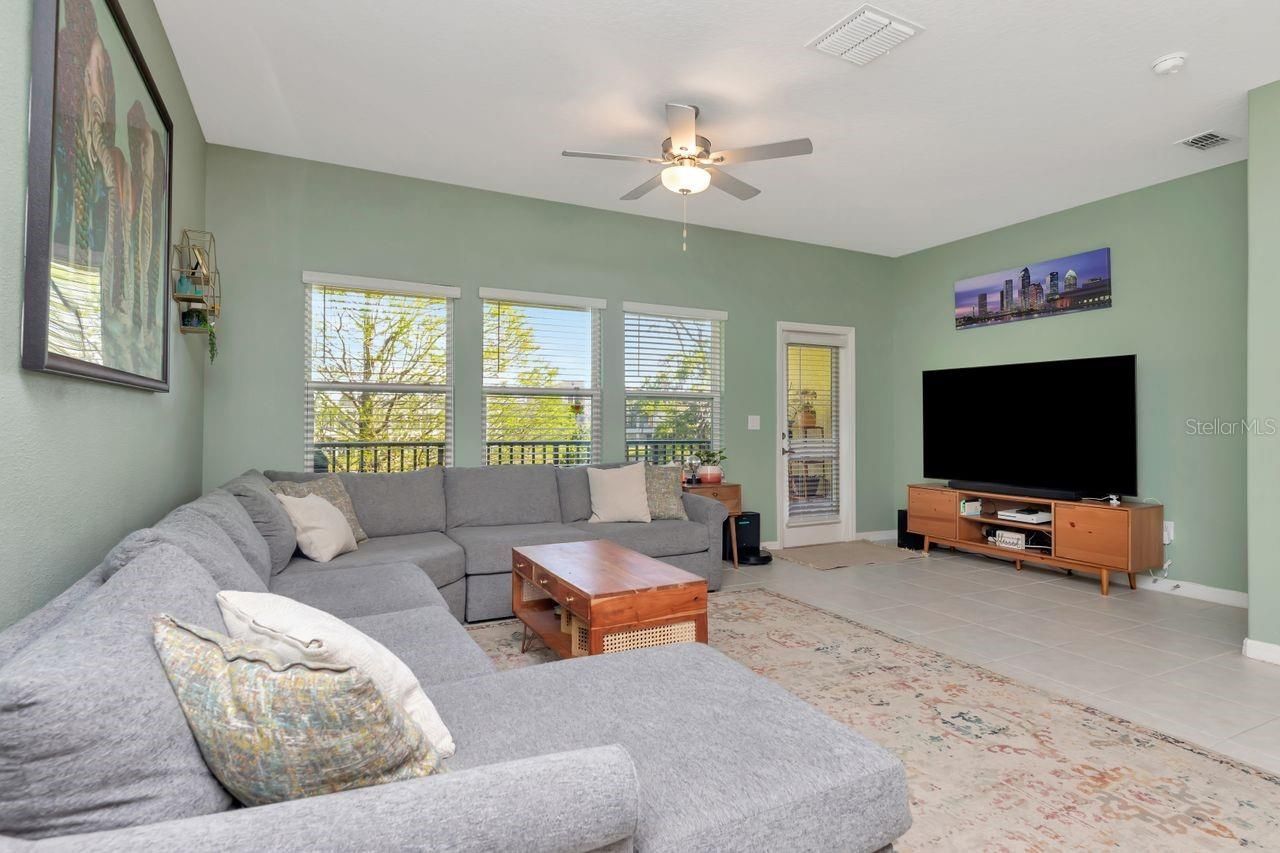 4551 Tuscan Loon Drive, Tampa, FL 33619 Photo