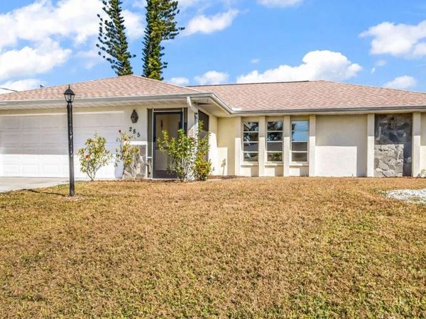 285 MARK TWAIN LANE , ROTONDA WEST, FL 33947