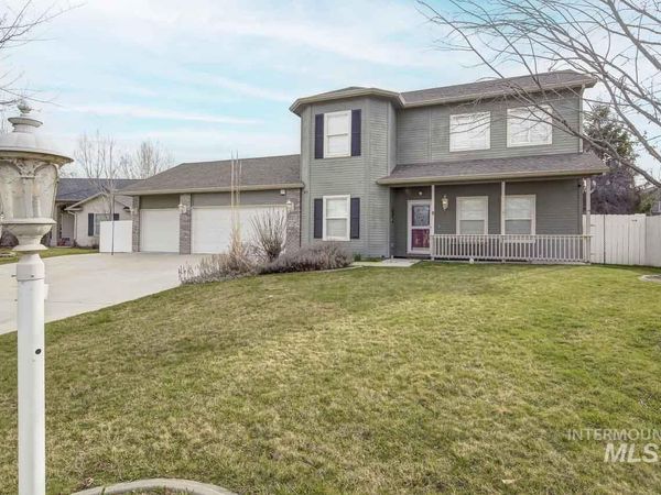 2718 S Banner Court, Nampa, ID 83686