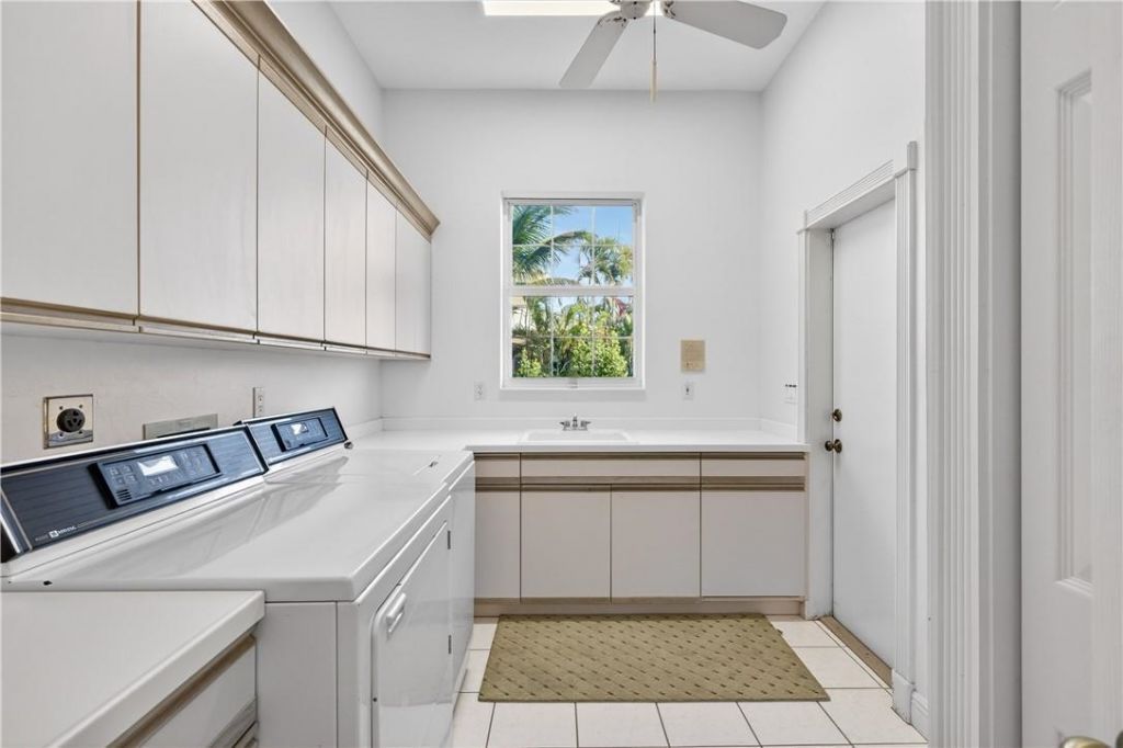 5105 Joewood Dr, Sanibel, FL 33957 Photo