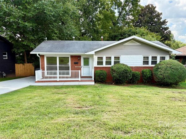 2221 Ludlow Drive , Charlotte, NC 28216