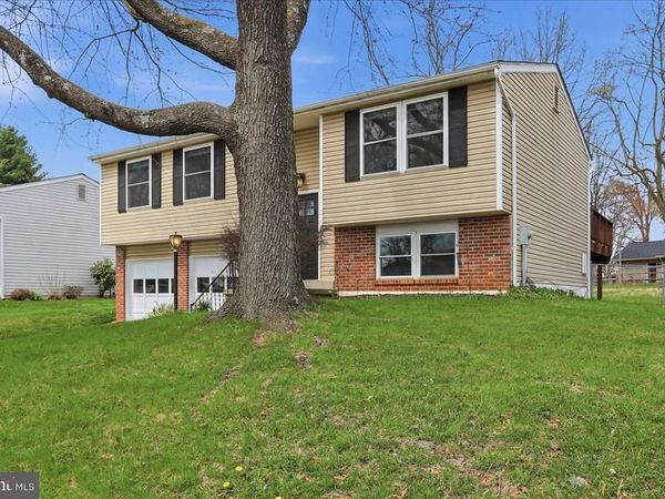 215 CHALLEDON DRIVE, WALKERSVILLE, MD 21793