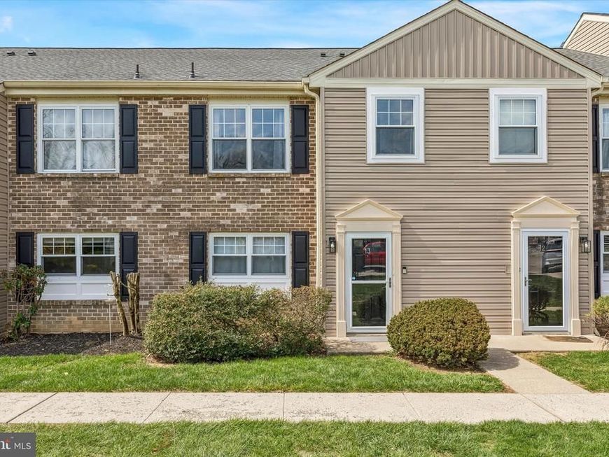 13 Ramsgate Court , Unit 208 U-13, Blue Bell, PA 19422 Main Photo