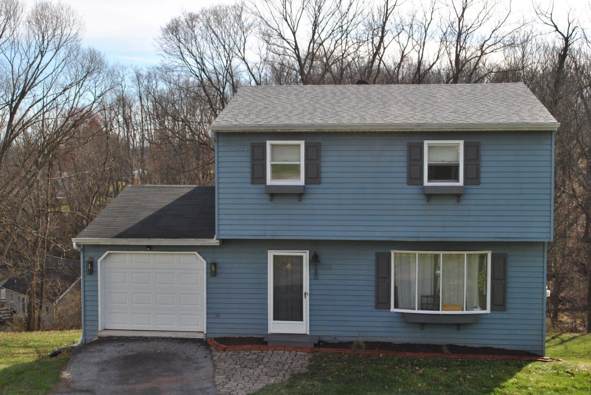 180 SUGAR MAPLE DRIVE , ETTERS, PA 17319