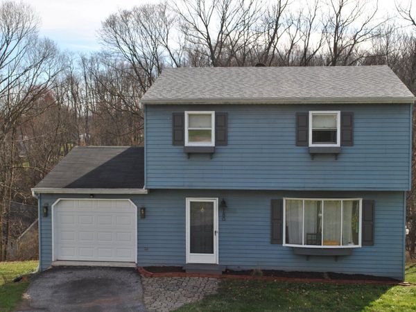 180 SUGAR MAPLE DRIVE , ETTERS, PA 17319