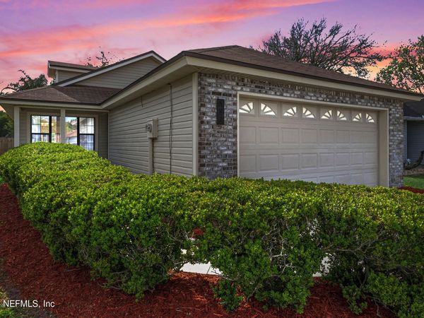 397 FILMORE Drive, Jacksonville, FL 32225