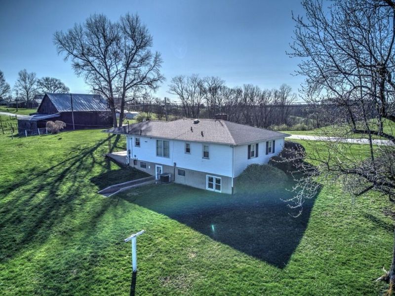 2320 Knoxville Road, Dry Ridge, KY 41035 Photo 9