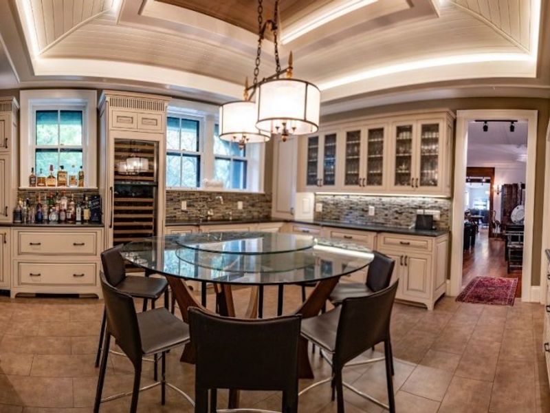 10494 Lake Shore Boulevard , Bratenahl, OH 44108 Photo 14