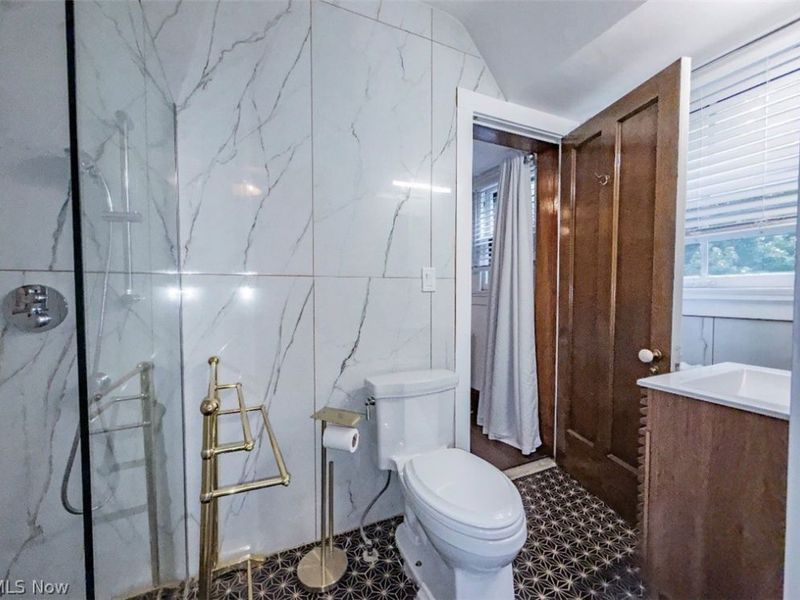 10494 Lake Shore Boulevard , Bratenahl, OH 44108 Photo 40