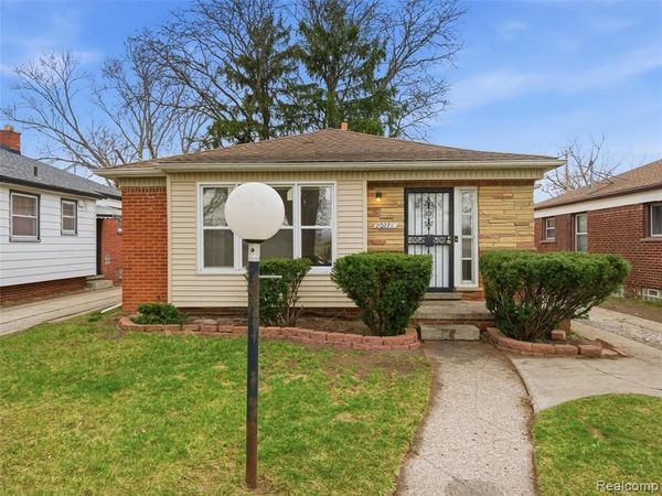 20271 Grandville Avenue, Detroit, MI 48219