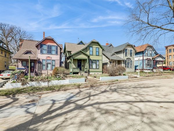 688 Bridal Row, Des Moines, IA 50314