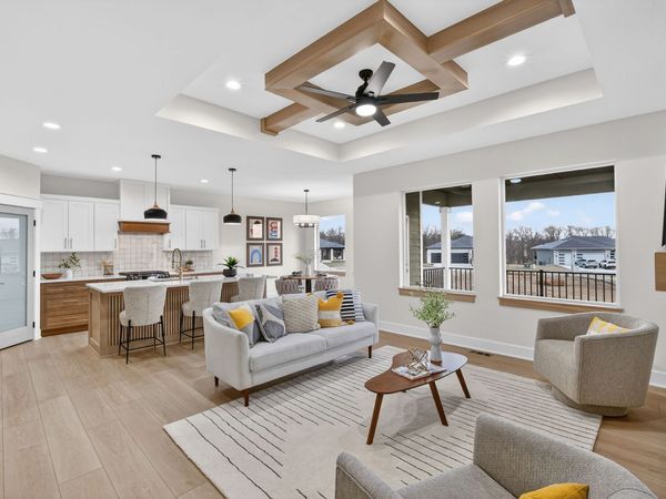 5557 165th Street, Urbandale, IA 50323