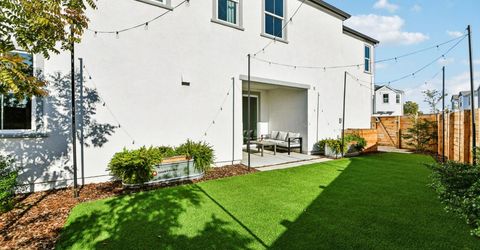 8655 Starburst Way, Sacramento, CA 95823 Photo