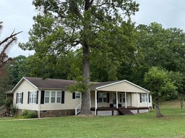 1727 Richmond Highway, Spout Spring, VA 24593