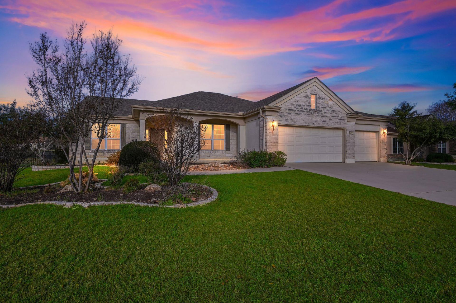 526 Dove Hollow Trl, Georgetown, TX 78633 Main Photo