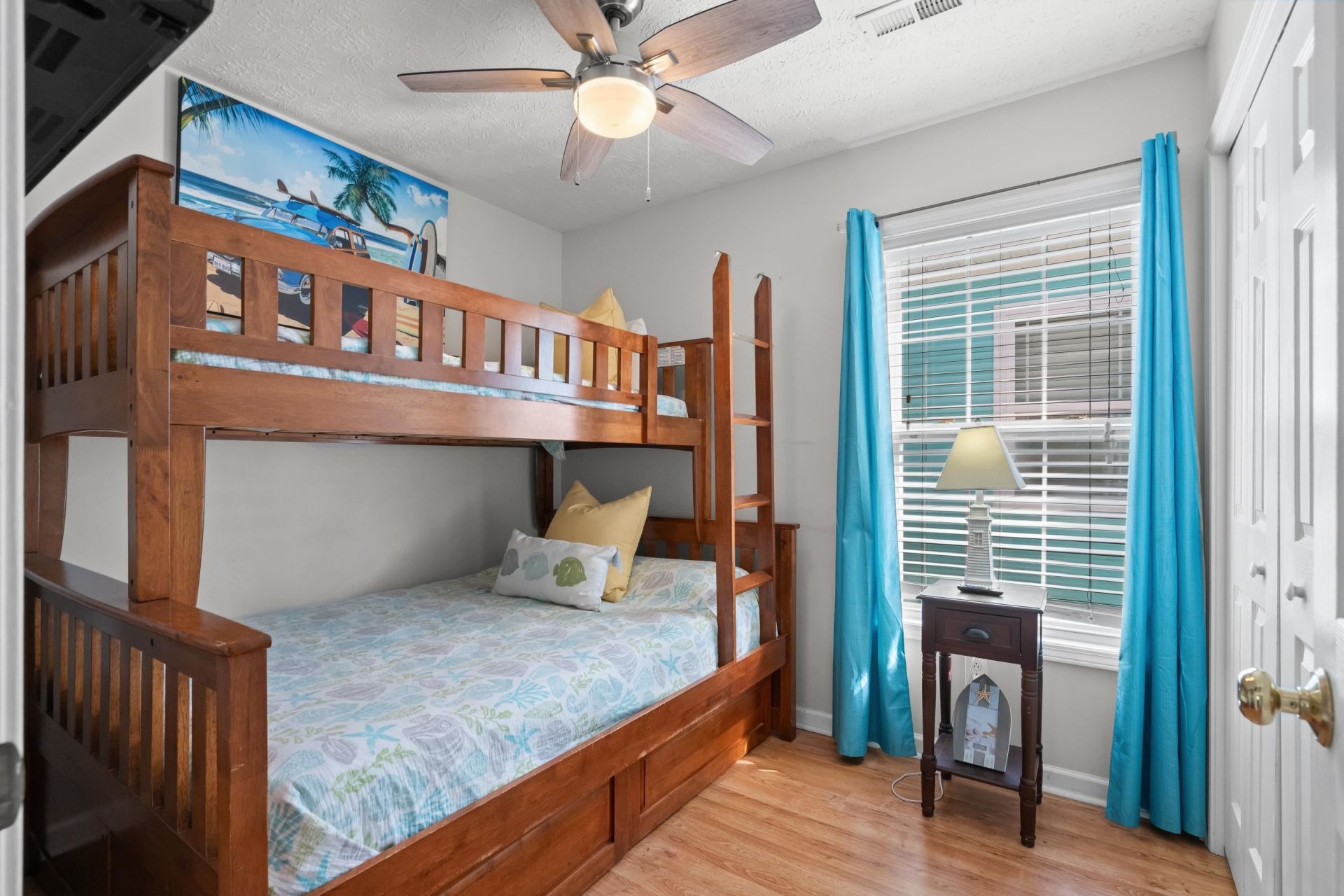 6001 - V7 S Kings Hwy.  Photo 31