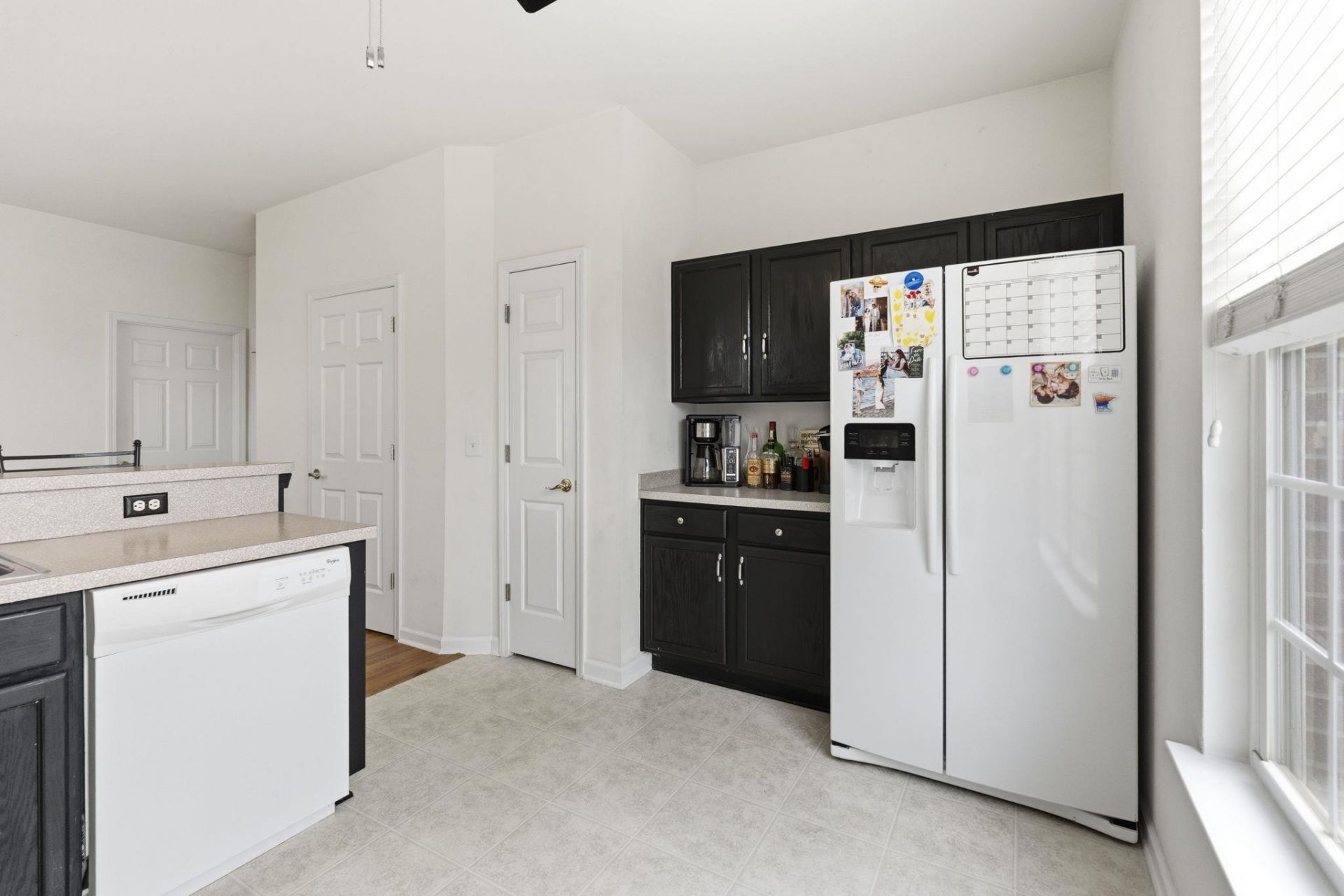 230 Connemara Dr. Photo 11