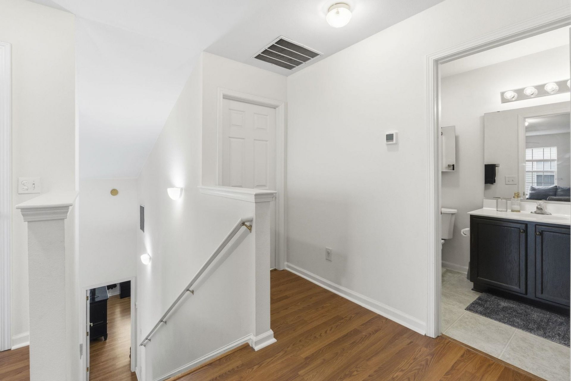 230 Connemara Dr. Photo 22