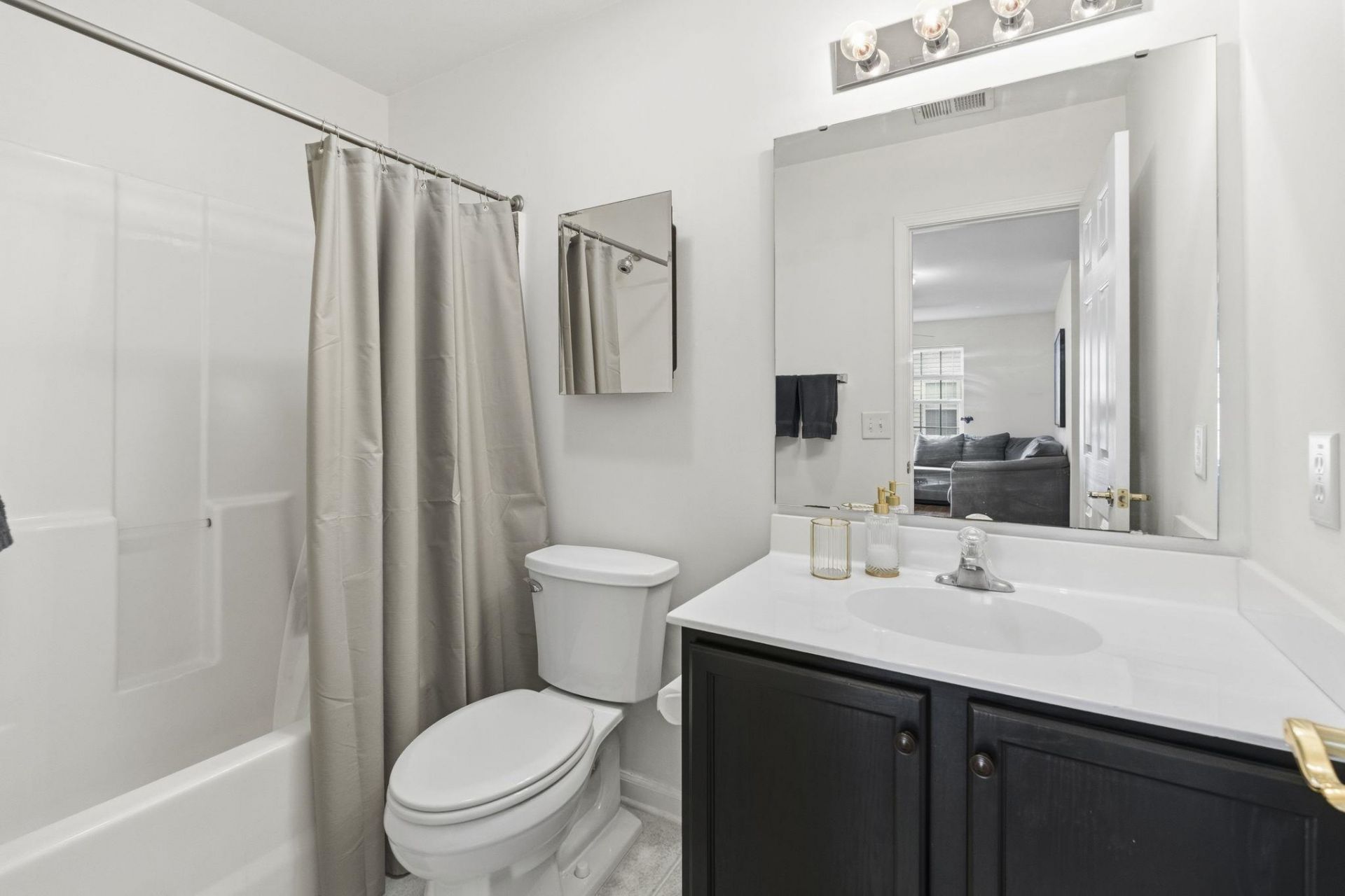 230 Connemara Dr.  Photo 28