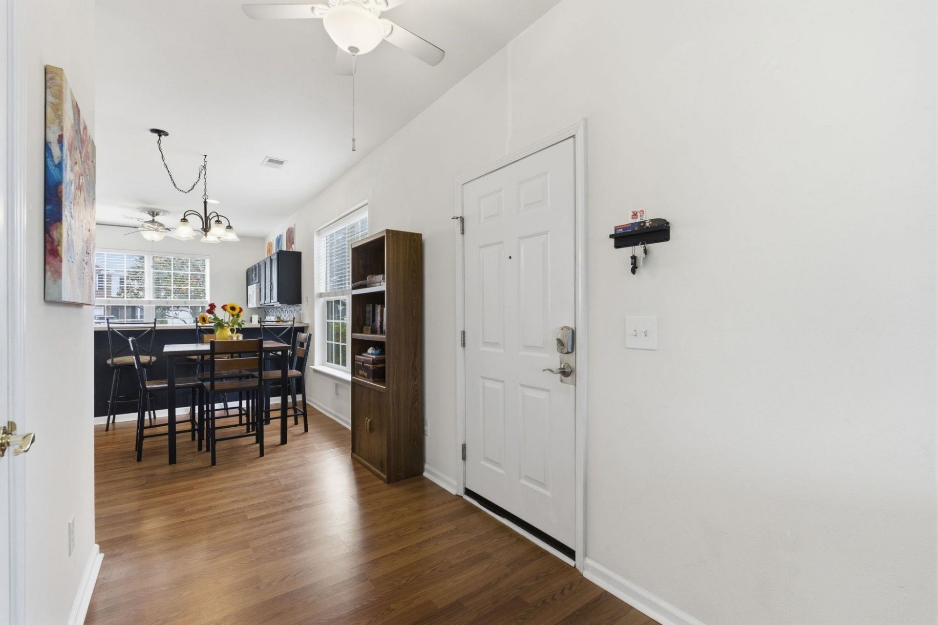 230 Connemara Dr. Photo 4