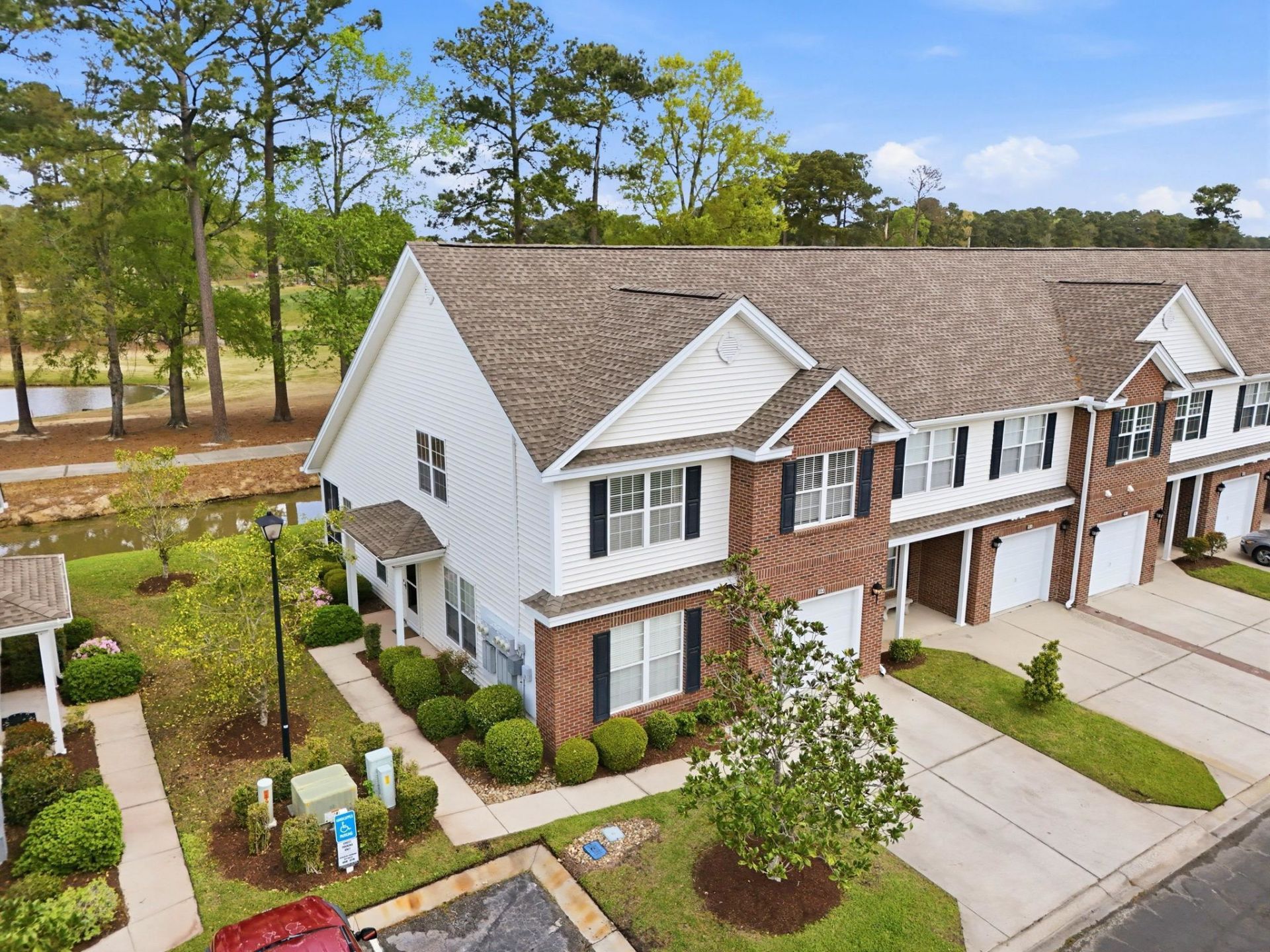 230 Connemara Dr. Photo 41