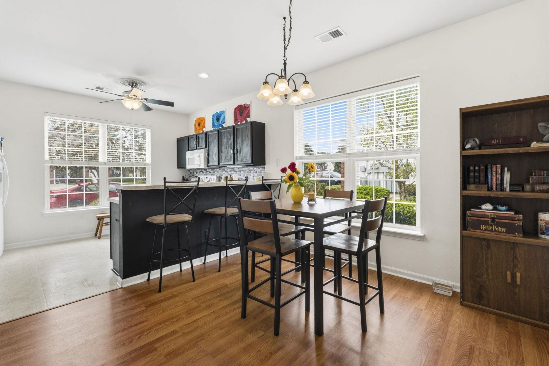 230 Connemara Dr.  Photo 6