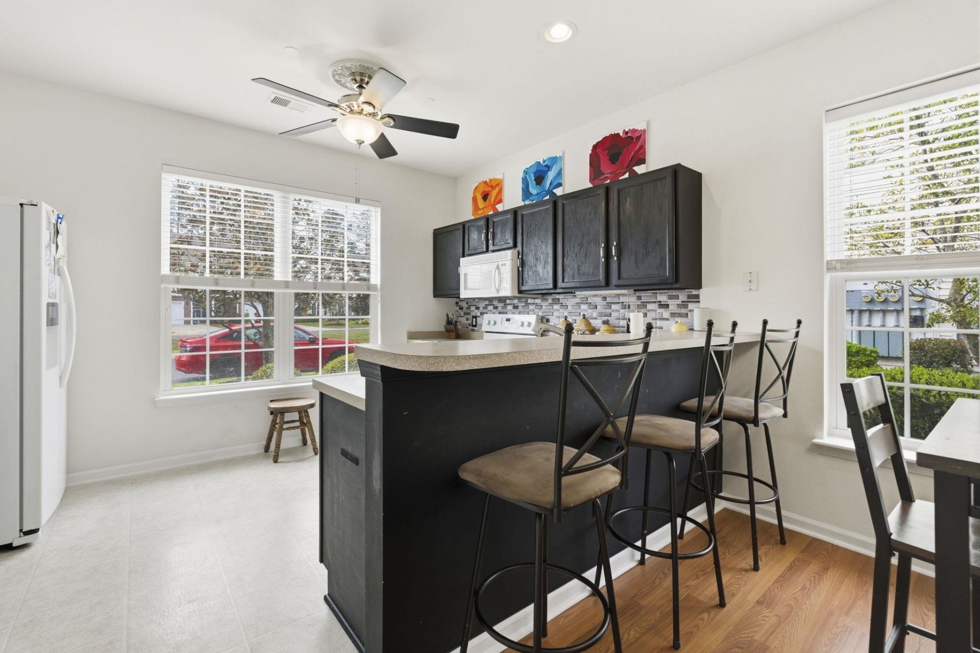 230 Connemara Dr. Photo 8