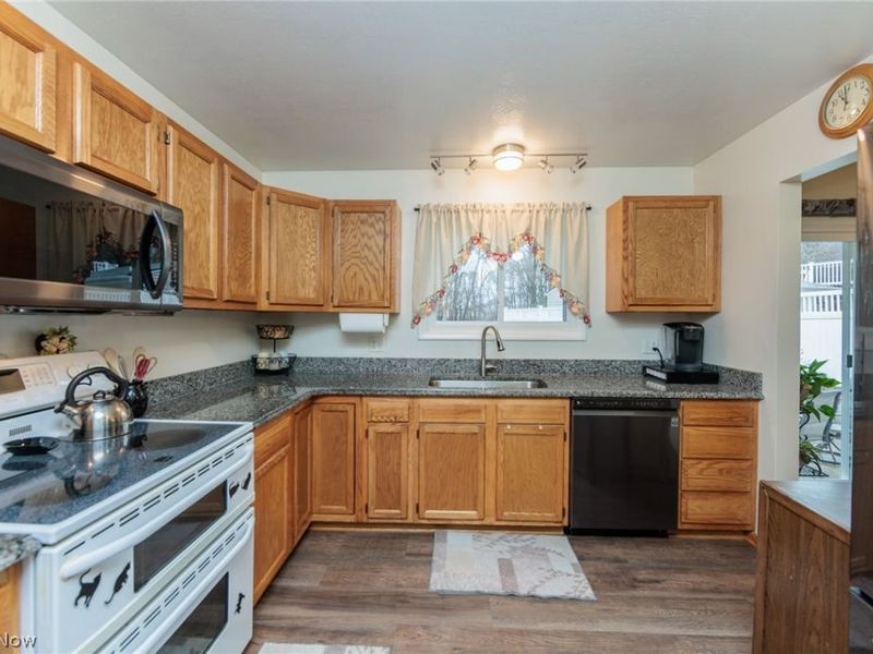 534 Tammery Drive, Tallmadge, OH 44278 Photo 9