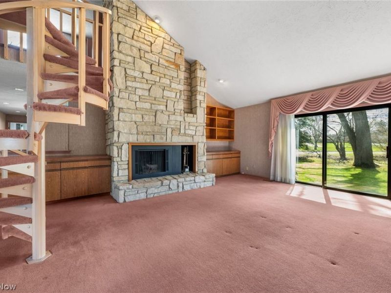 6656 Woodhawk Drive , Mayfield Heights, OH 44124 Photo 10