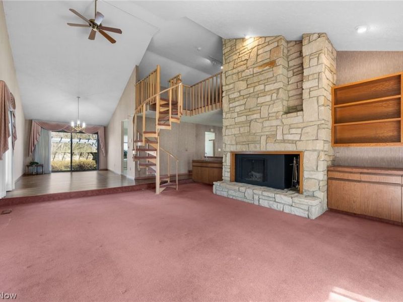 6656 Woodhawk Drive , Mayfield Heights, OH 44124 Photo 13