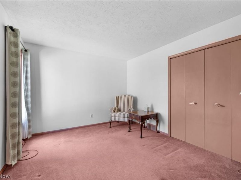 6656 Woodhawk Drive , Mayfield Heights, OH 44124 Photo 30