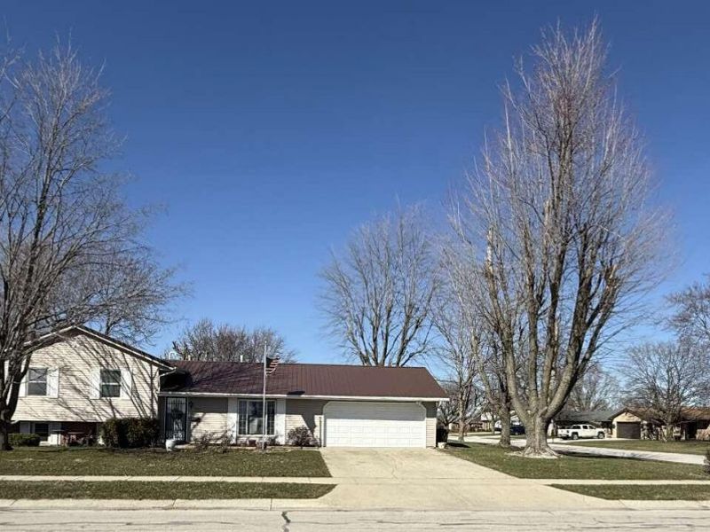 1302 Nagel Street, Saint Marys, OH 45885 Photo 2