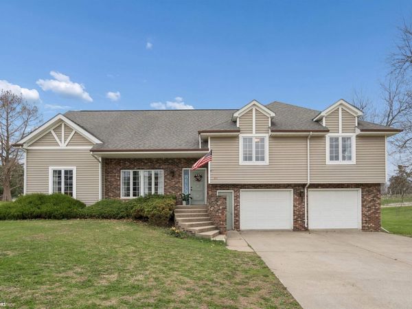 611 S Adams St., Mount Pleasant, IA 52641