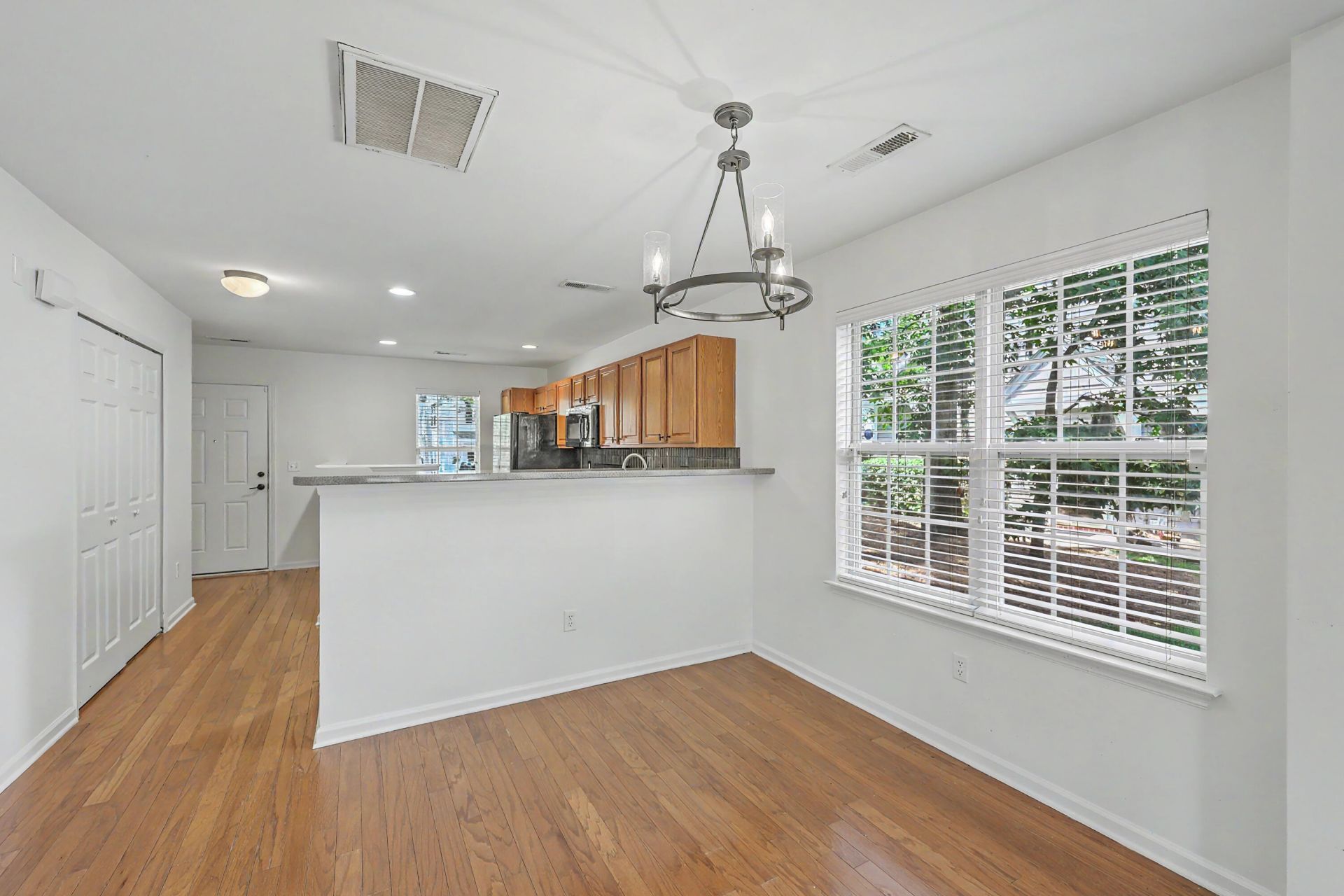8658 Grassy Oak Trail Photo 10