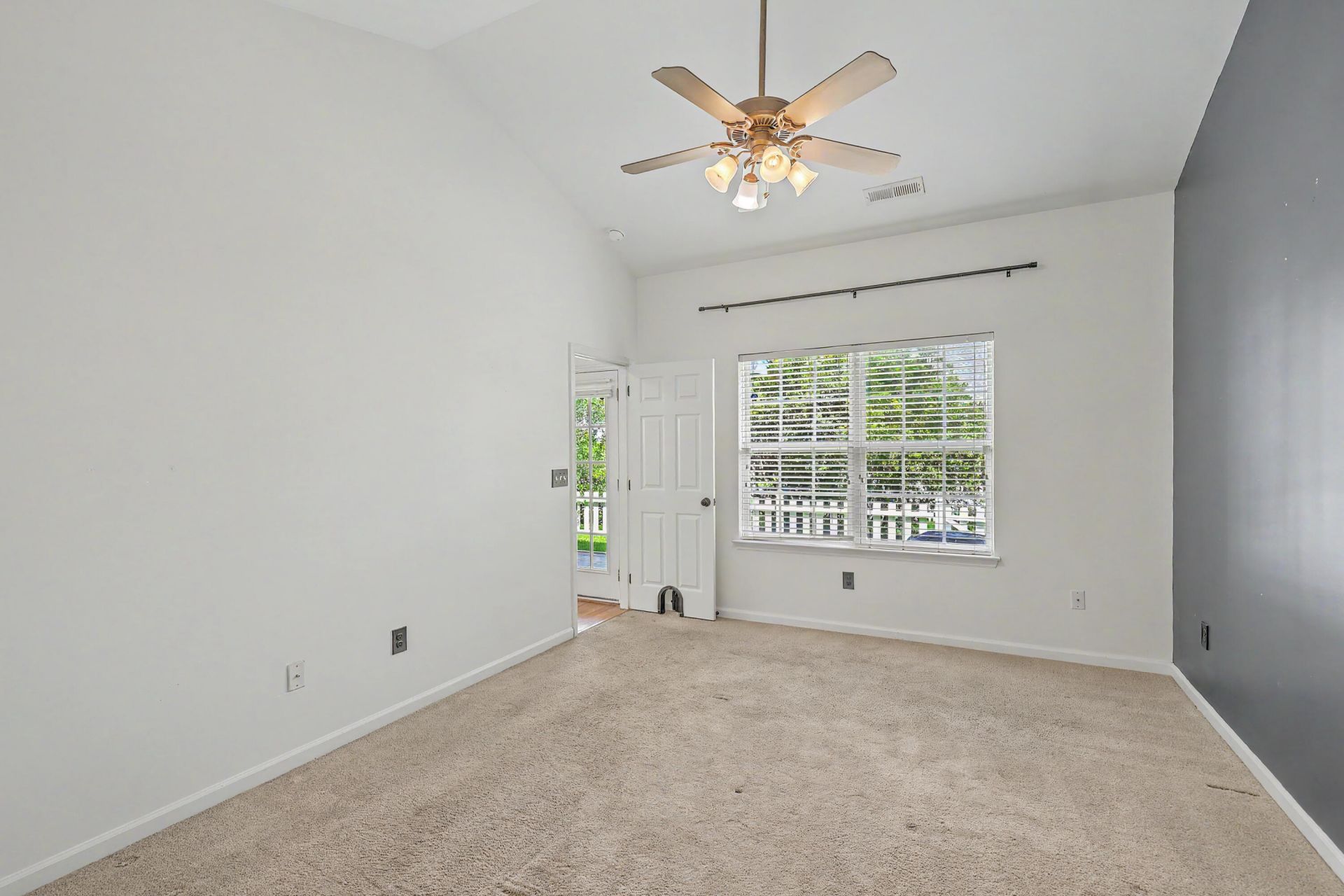 8658 Grassy Oak Trail Photo 20