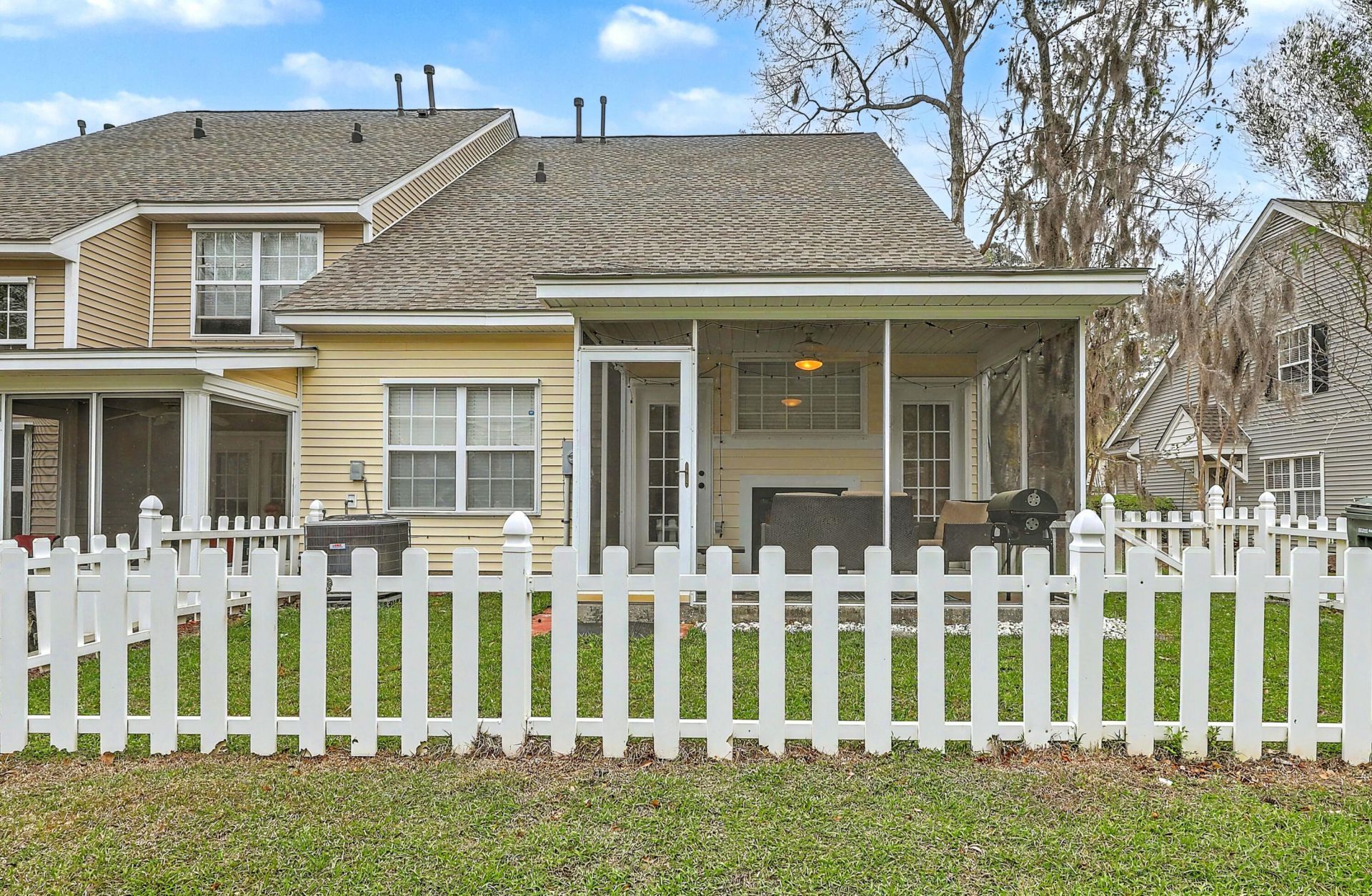 8658 Grassy Oak Trail Photo 29