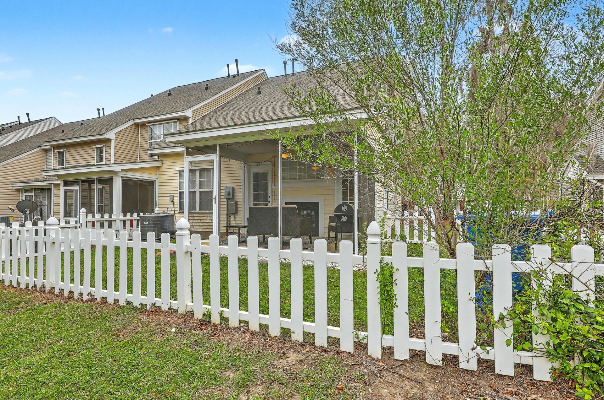 8658 Grassy Oak Trail Photo 32