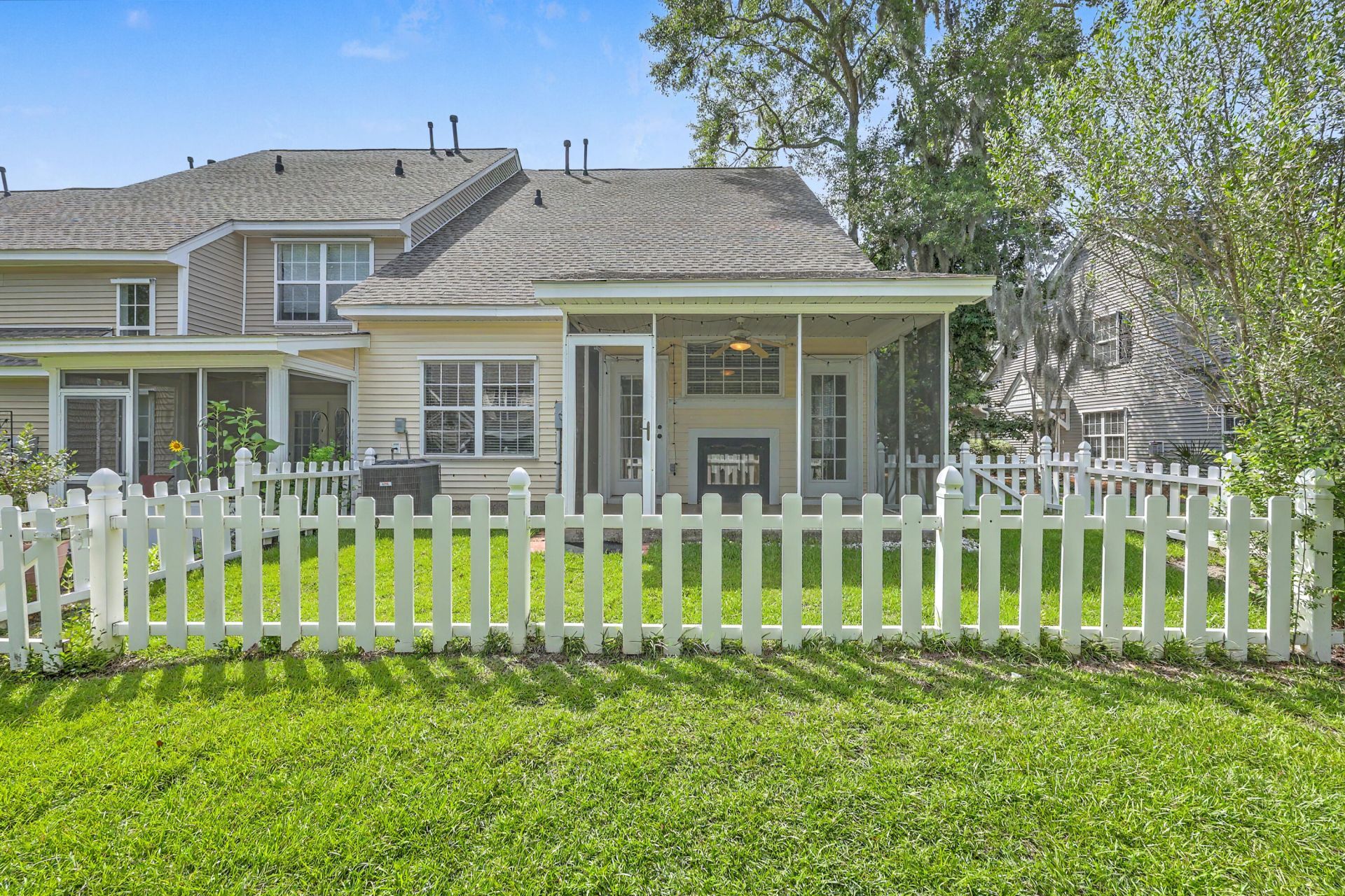 8658 Grassy Oak Trail Photo 33