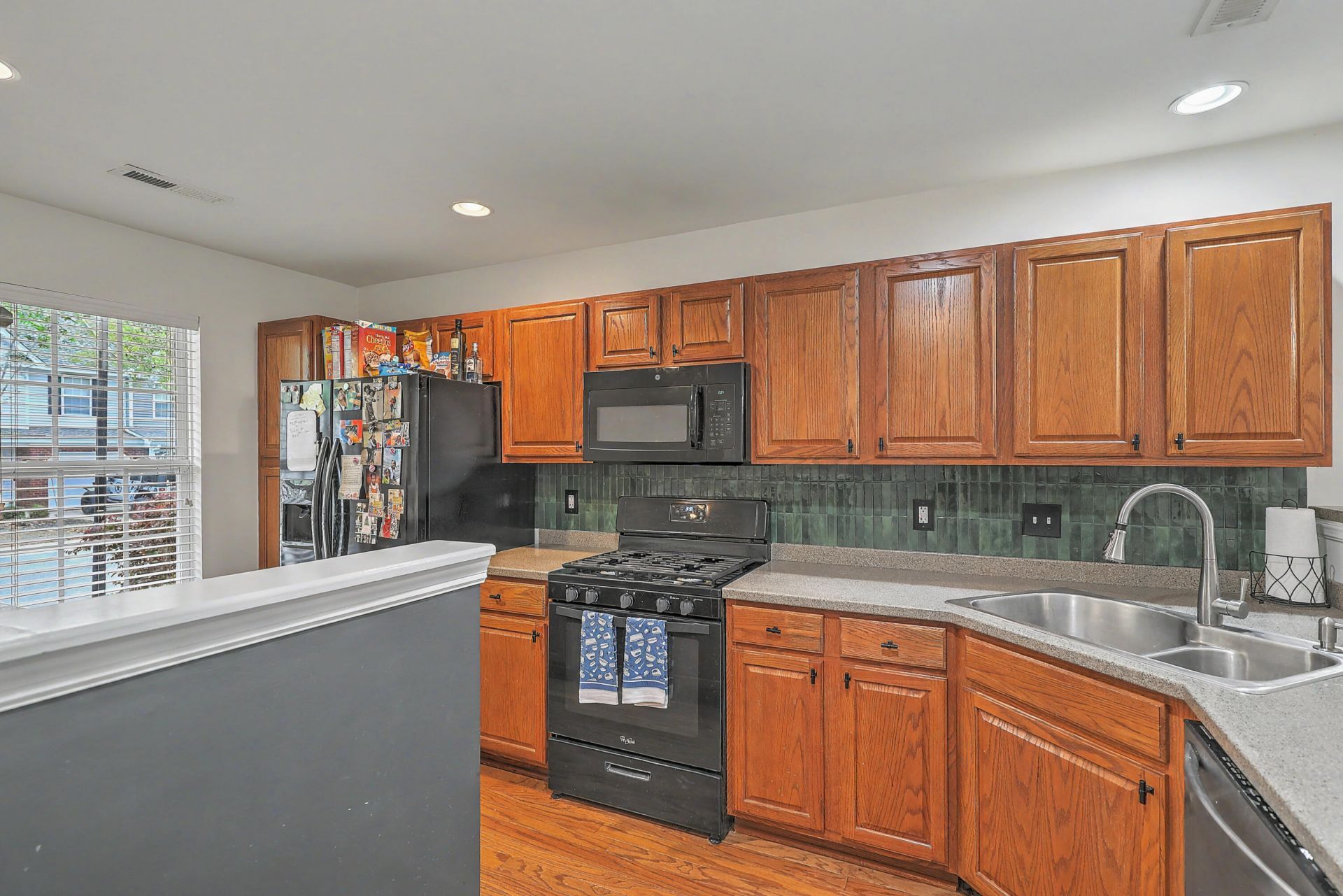 8658 Grassy Oak Trail Photo 5