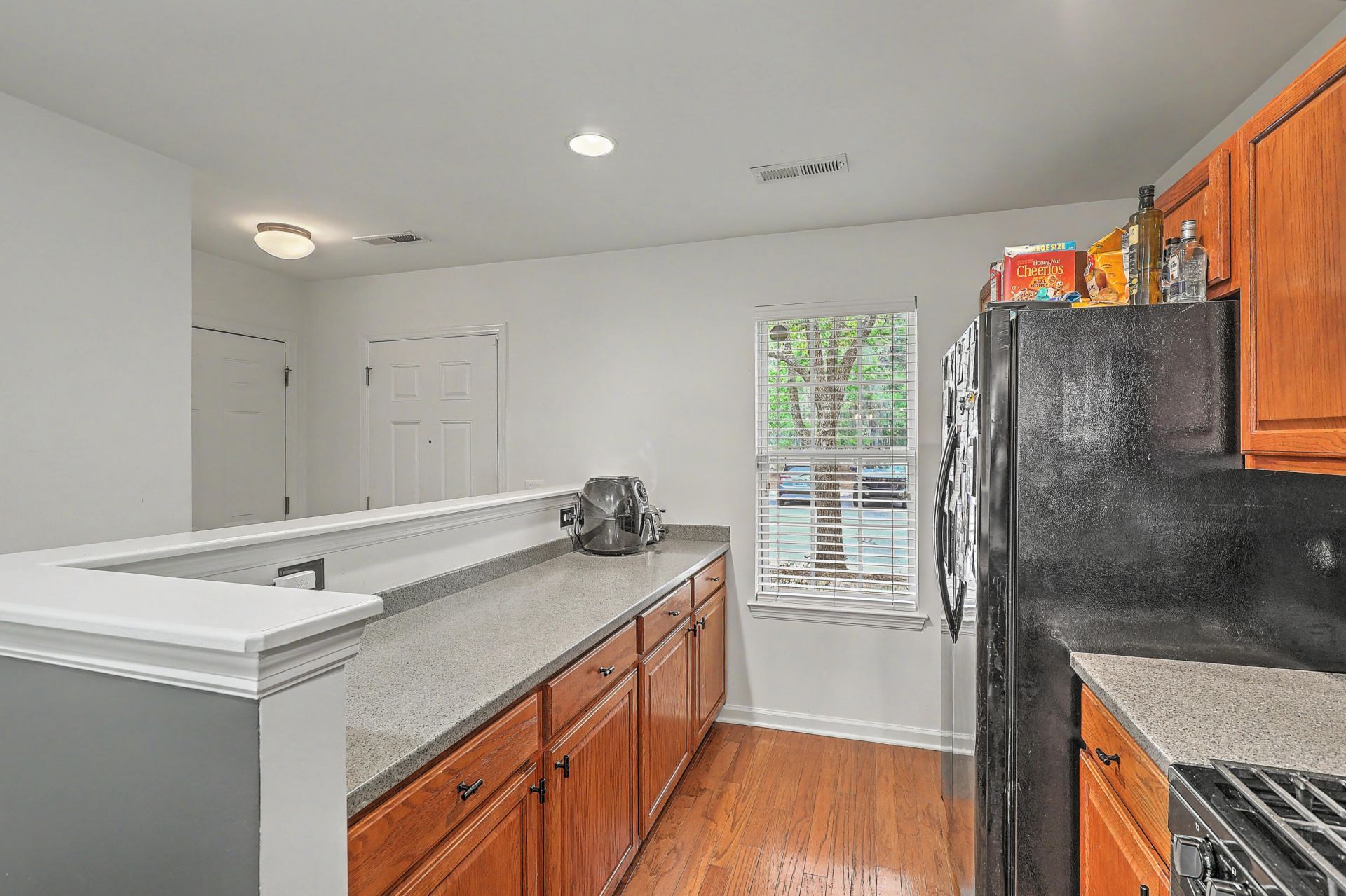 8658 Grassy Oak Trail Photo 6