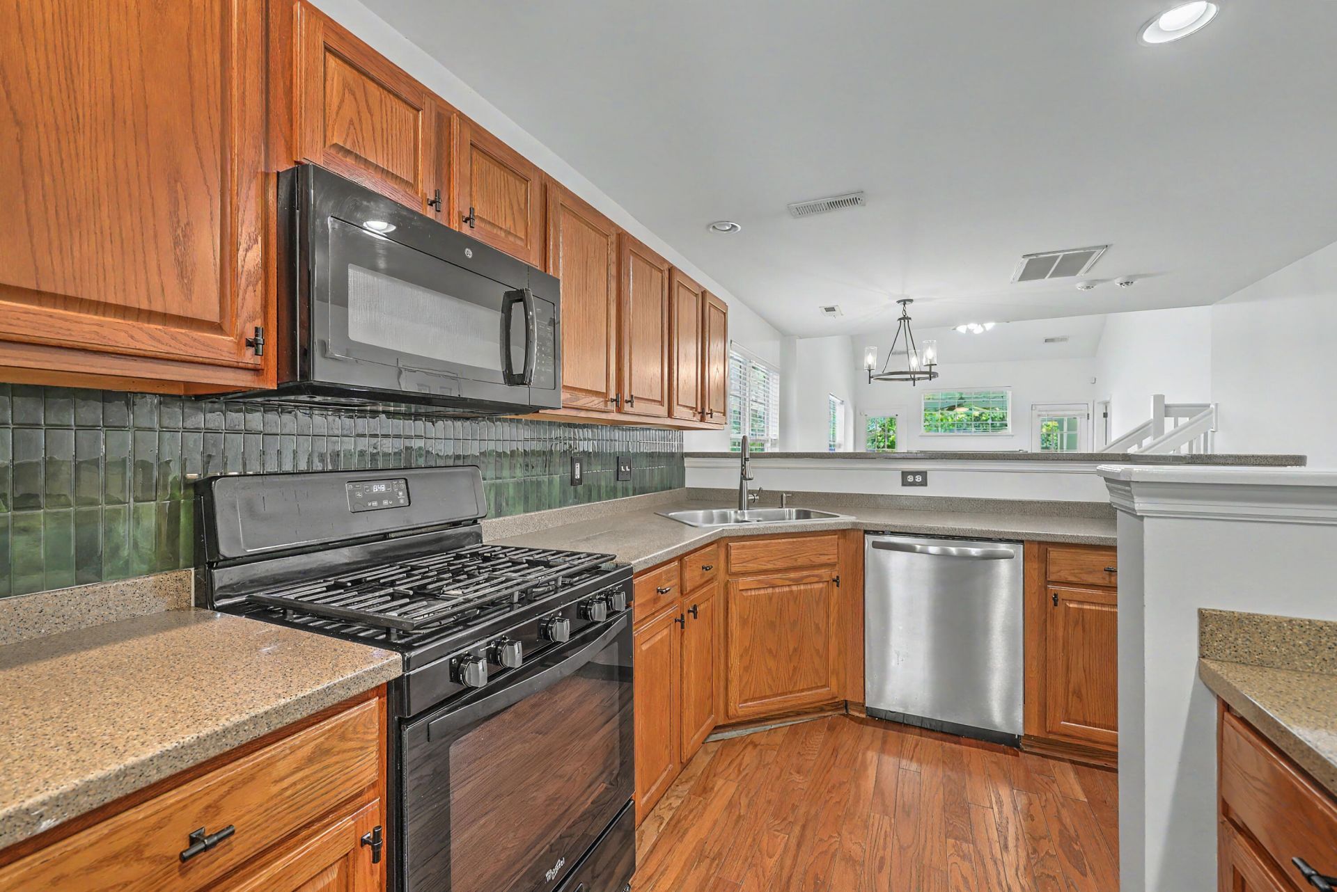 8658 Grassy Oak Trail Photo 6