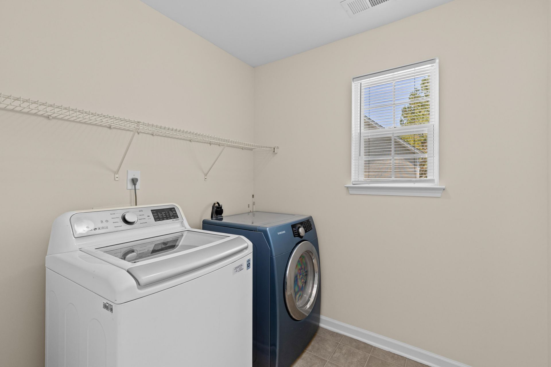 105 Study Court Photo 38