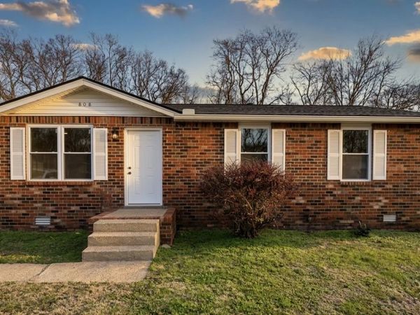 808 Hughes St , Spring Hill, TN 37174