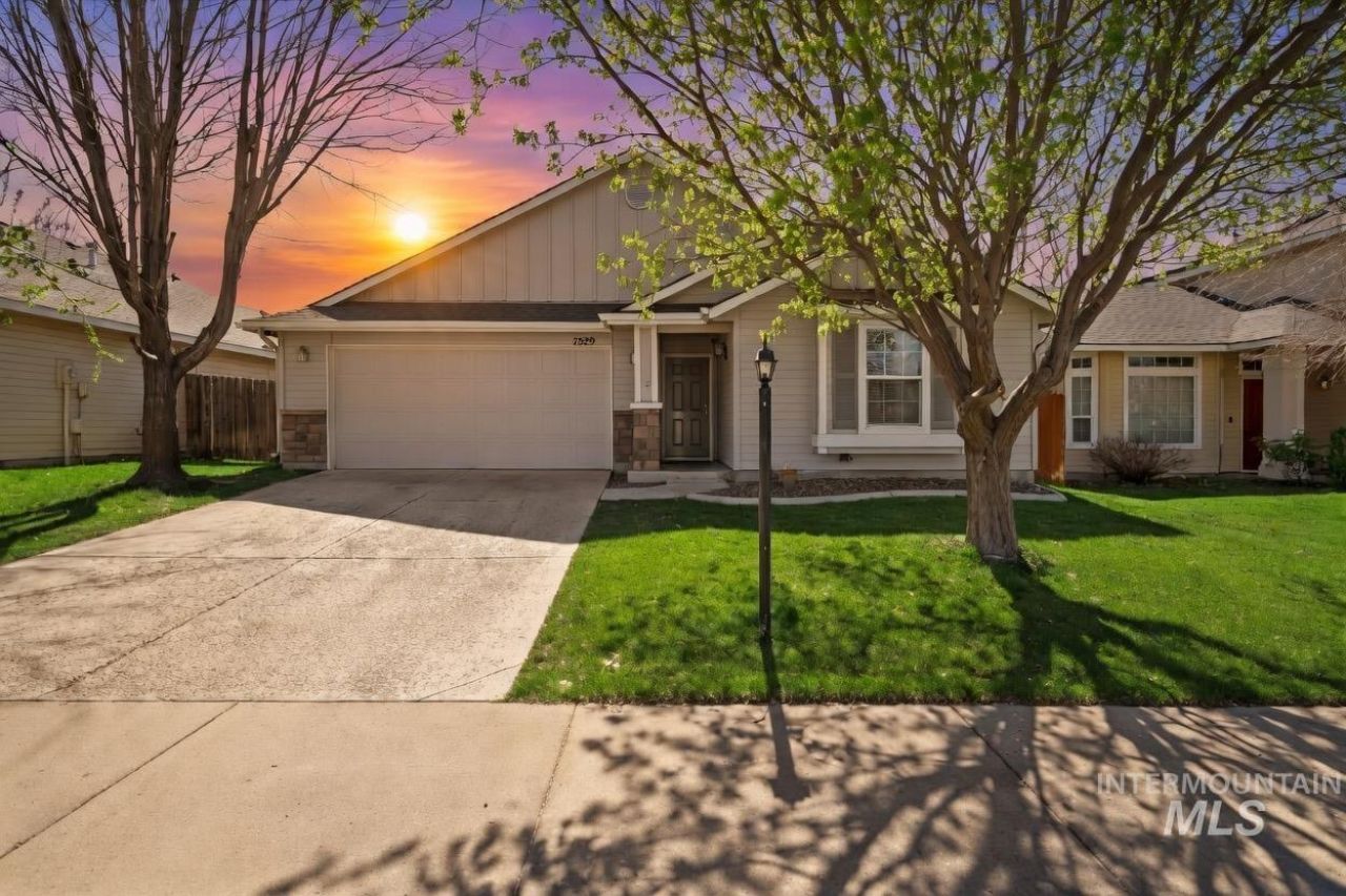 7529 W Middle Fork, Boise, ID 83709 Main Photo